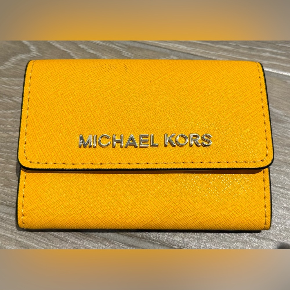 Michael Kors Yellow Women's little wallet NEW
